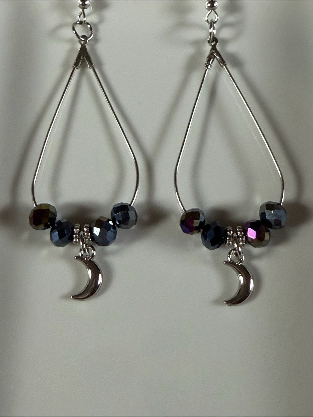 Silver Teardrop dangle earrings